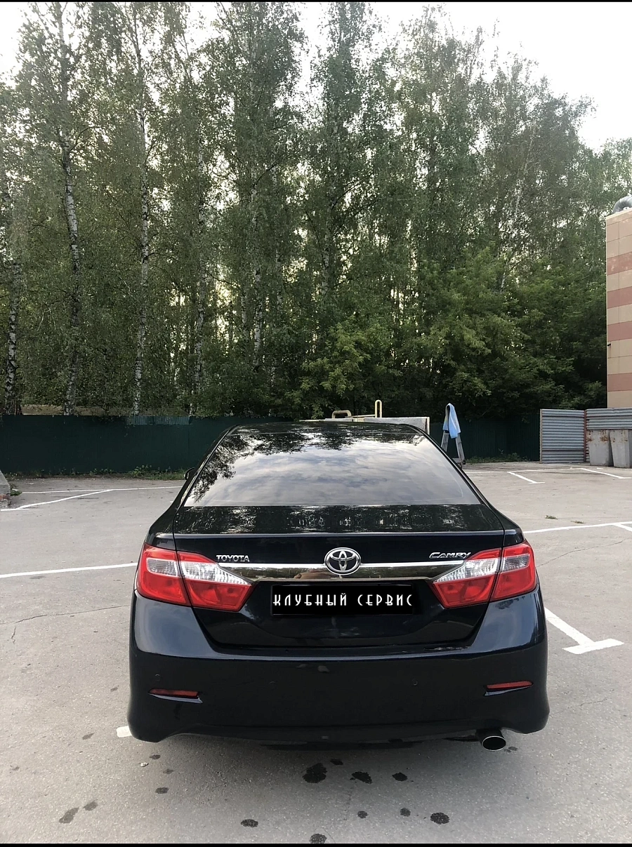 Toyota Camry, 2012г., передний привод, автомат
