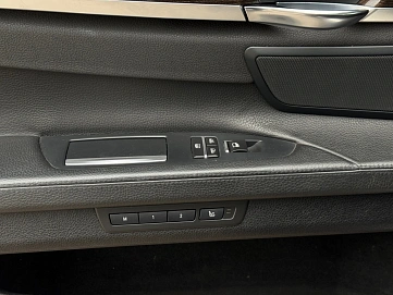 BMW 7 серии, 2014г., полный привод, автомат