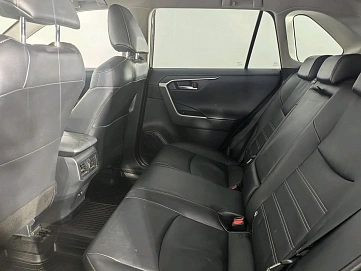 Toyota RAV4, 2021г, полный привод, автомат