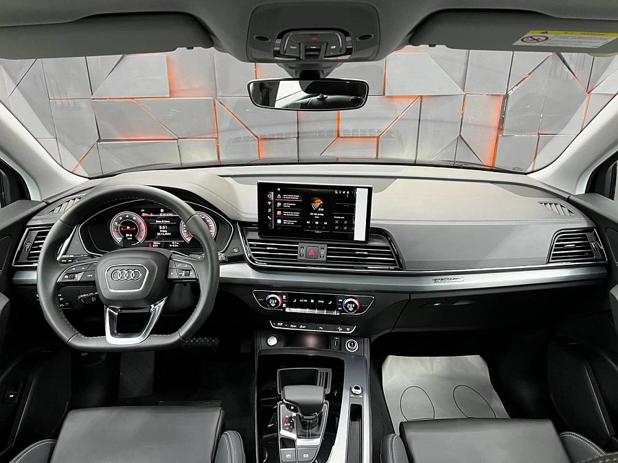 Audi Q5, 2023г., полный привод, робот