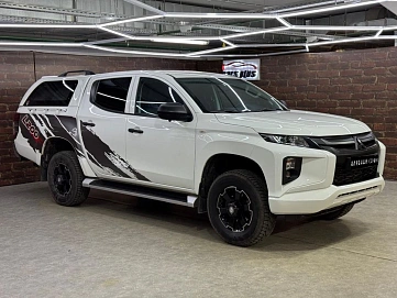 Mitsubishi L200, 2022г, полный привод, автомат