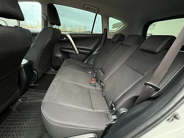Toyota RAV4, 2018г, полный привод, вариатор