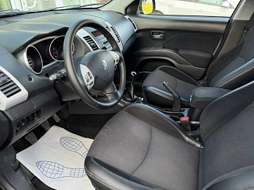 Peugeot 4007, 2008г, полный привод, механика