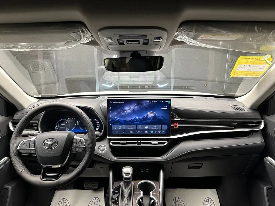 Toyota Highlander, 2026г., полный привод, автомат