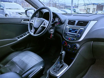 Hyundai Solaris, 2016г, передний привод, автомат