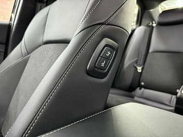 Toyota Camry, 2025г, передний привод, вариатор