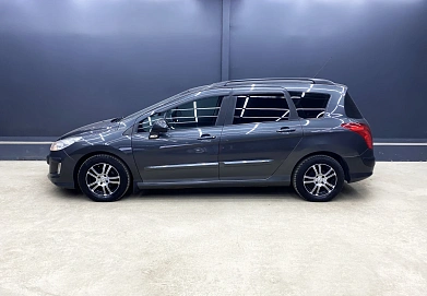 Peugeot 308, 2009г, передний привод, автомат