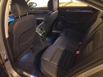 Skoda Superb, 2025г, передний привод, робот