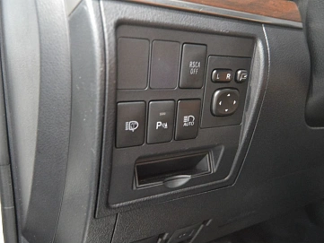 Toyota Land Cruiser, 2017г, полный привод, автомат