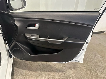 Kia Rio, 2014г, передний привод, механика