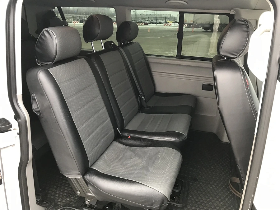Volkswagen Caravelle, 2013г., передний привод, робот