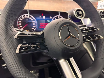 Mercedes-Benz , 2025г., полный привод, автомат