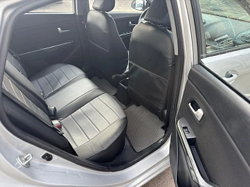 Kia Rio, 2015г, передний привод, механика