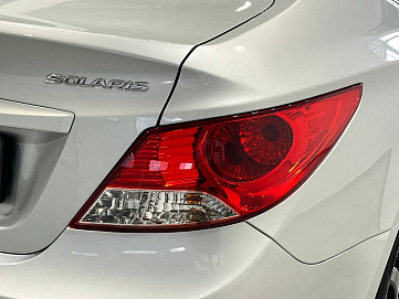 Hyundai Solaris, 2013г, передний привод, автомат