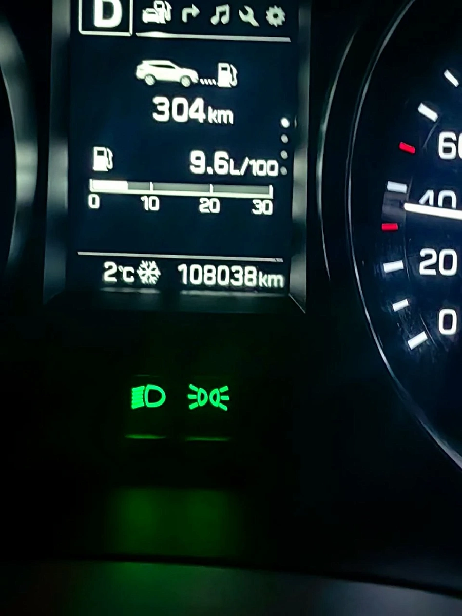 Hyundai Santa Fe, 2017г., полный привод, автомат