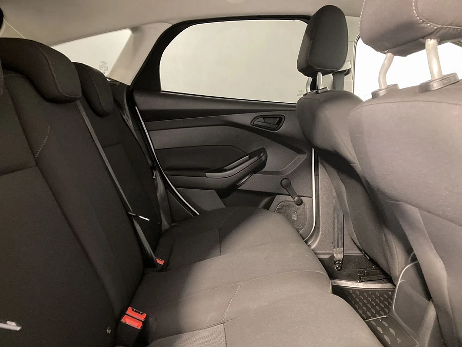 Ford Focus, 2016г., передний привод, механика