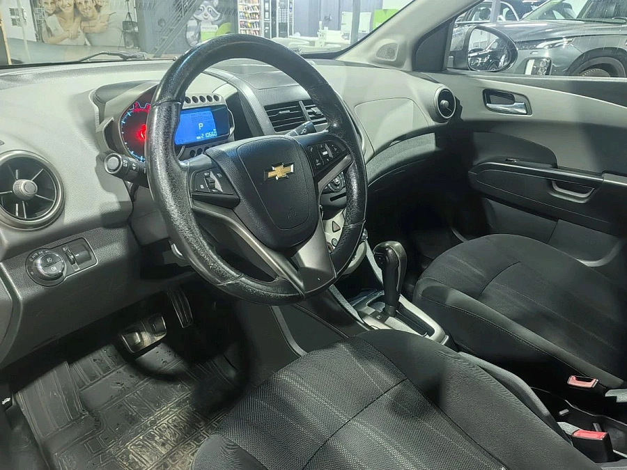 Chevrolet Aveo, 2012г., передний привод, автомат