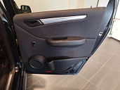 Mercedes-Benz , 2011г., передний привод, автомат