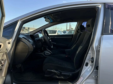 Honda Civic, 2010г, передний привод, автомат