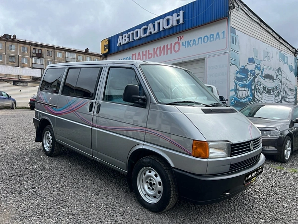Volkswagen Multivan, 1992г., передний привод, механика