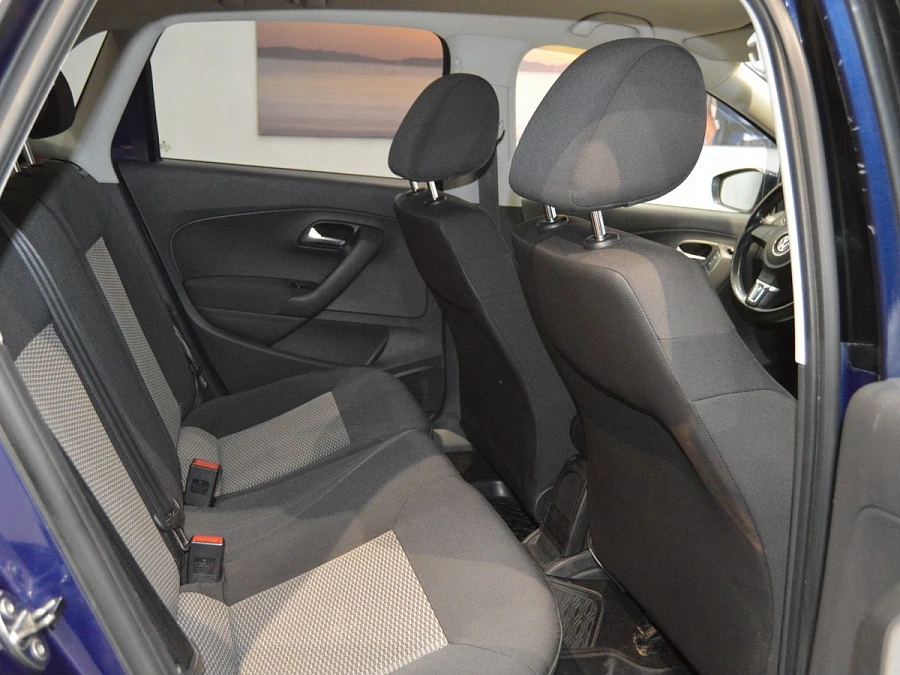 Volkswagen Polo, 2012г., передний привод, робот