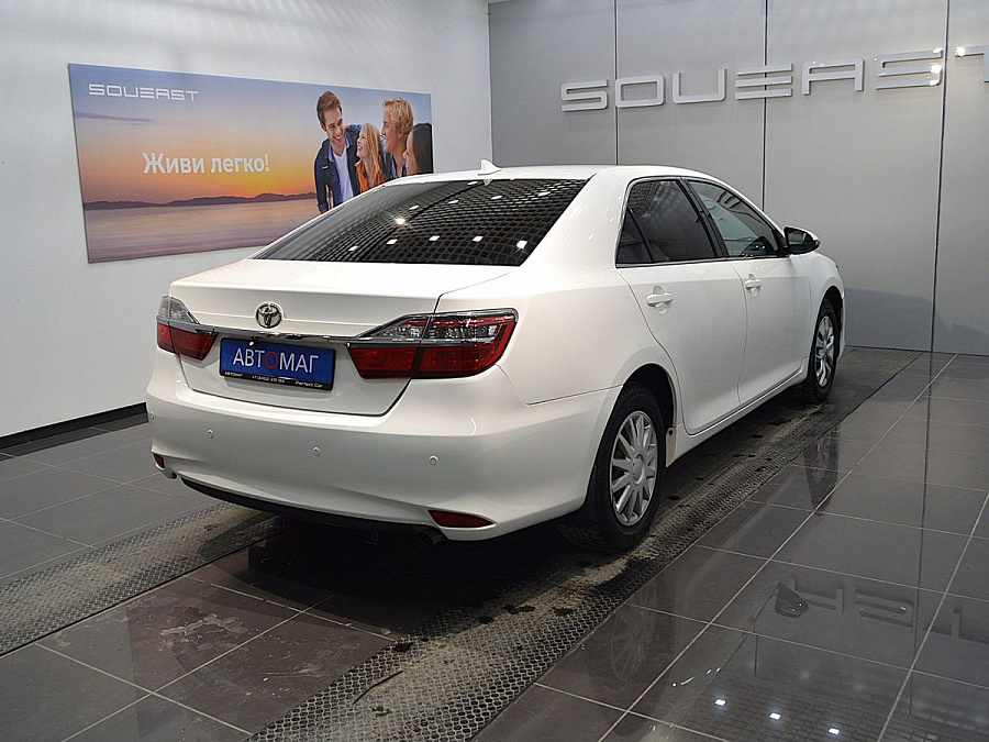 Toyota Camry, 2017г., передний привод, автомат