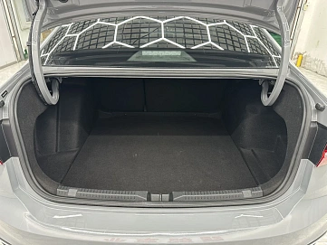 Volkswagen Lavida, 2022г, передний привод, робот