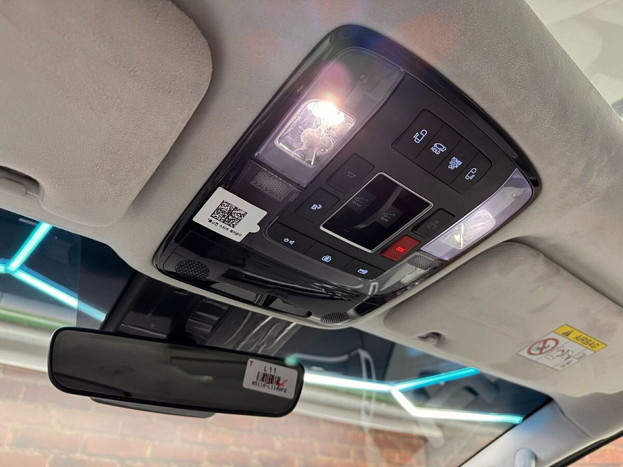 Hyundai Staria, 2023г., полный привод, автомат