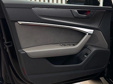 Audi A6, 2019г, полный привод, автомат