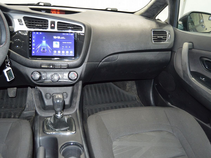 Kia Ceed, 2013г., передний привод, механика