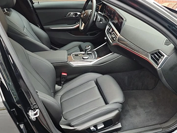 BMW 3 серии, 2021г, полный привод, автомат
