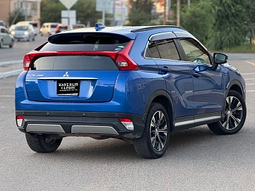 Mitsubishi Eclipse Cross, 2018г, передний привод, вариатор