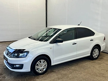 Volkswagen Polo, 2019г, передний привод, механика