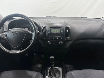 Hyundai i30, 2008г, передний привод, механика
