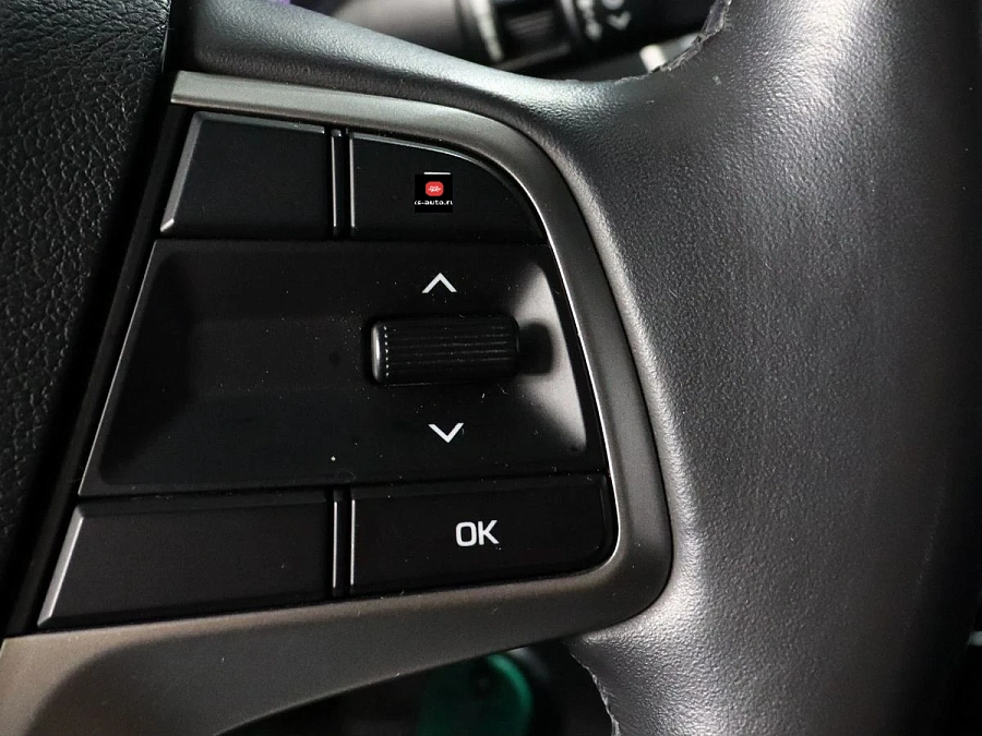 Hyundai Solaris, 2017г., передний привод, автомат