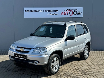 Chevrolet Niva, 2012г, полный привод, механика