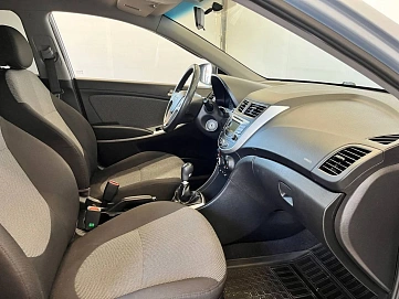 Hyundai Solaris, 2012г, передний привод, механика