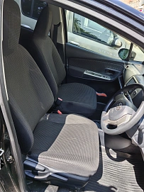 Toyota Vitz, 2015г, передний привод, вариатор