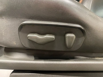 Nissan Pathfinder, 2010г, полный привод, автомат