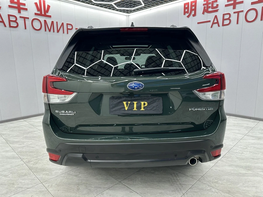 Subaru Forester, 2022г., полный привод, вариатор