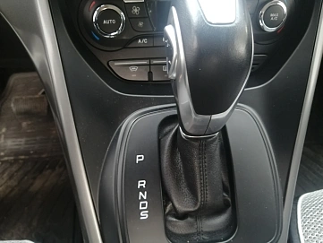 Ford Kuga, 2014г, передний привод, автомат