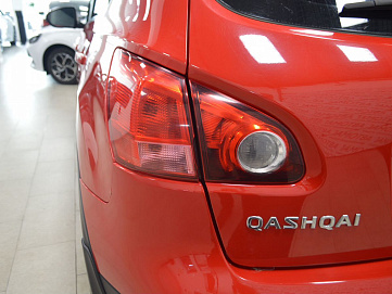 Nissan Qashqai, 2008г, передний привод, механика