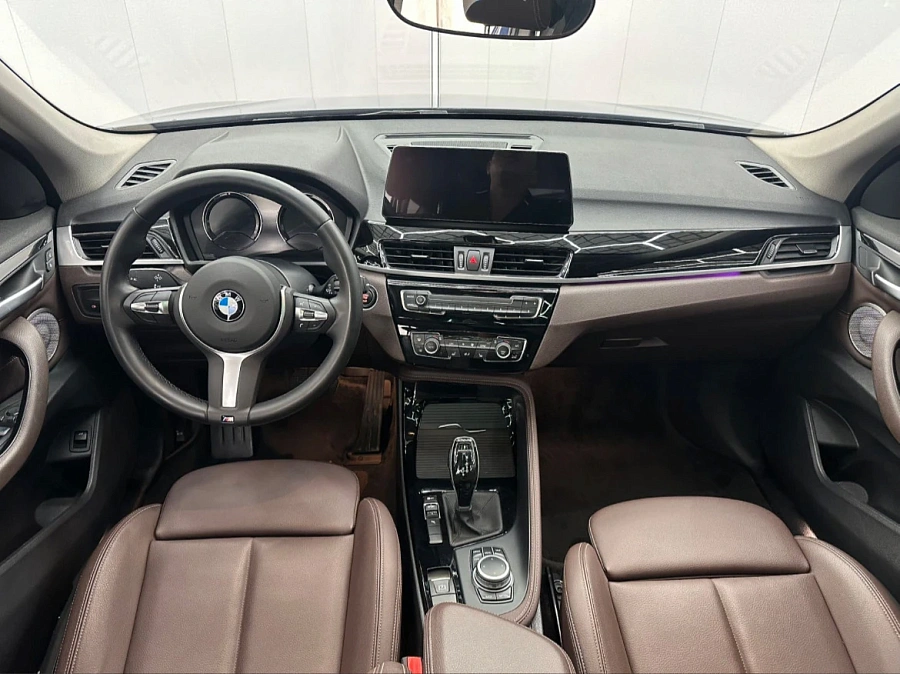 BMW X1, 2021г., передний привод, робот
