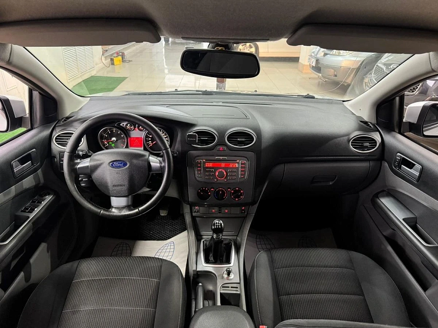 Ford Focus, 2009г., передний привод, механика