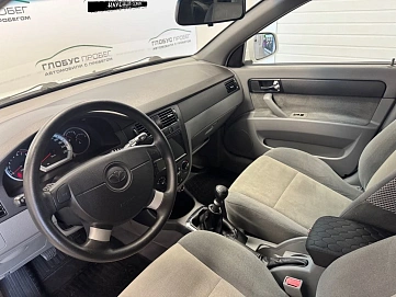 Daewoo Gentra, 2015г, передний привод, механика