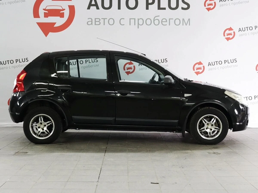 Renault Sandero, 2011г., передний привод, механика