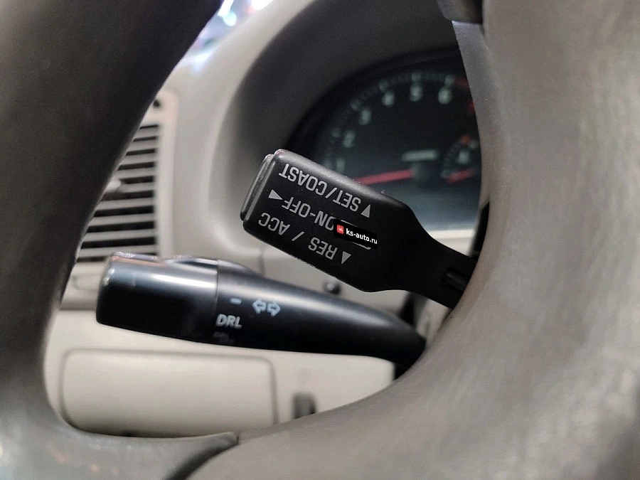 Toyota Camry, 2001г., передний привод, автомат