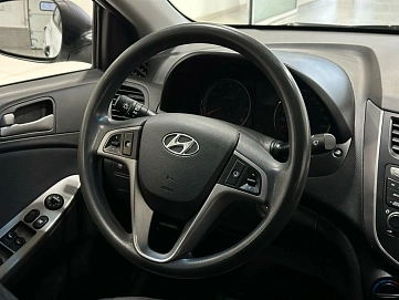 Hyundai Solaris, 2014г, передний привод, автомат