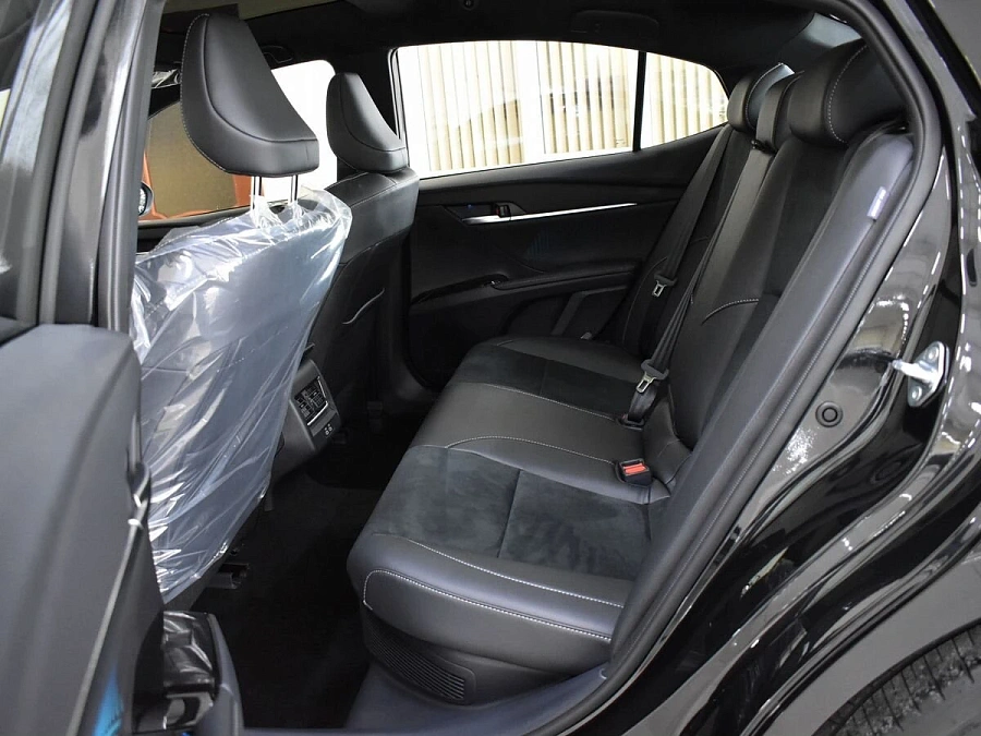 Toyota Camry, 2026г., передний привод, вариатор