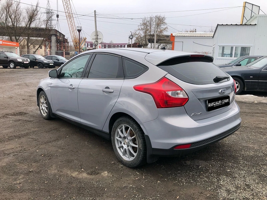 Ford Focus, 2011г., передний привод, механика
